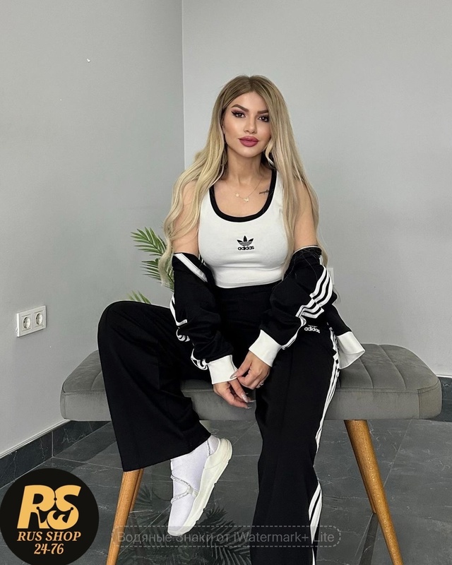 Спортивный костюм 22979555