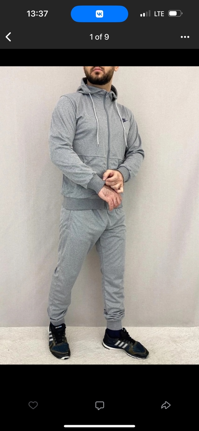 Спортивный костюм 22979394