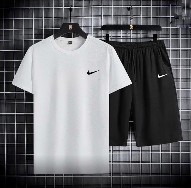 Спортивный костюм 22979699