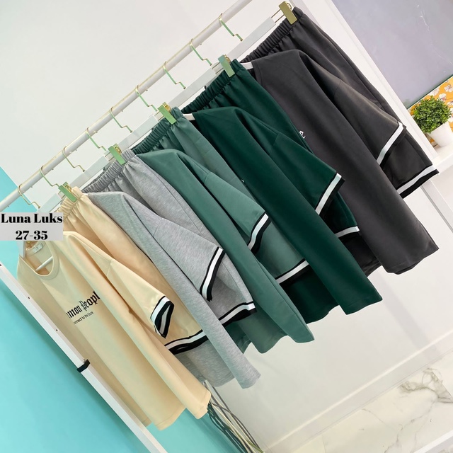 Спортивный костюм 22980916