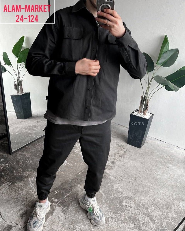 Спортивный костюм 22984872