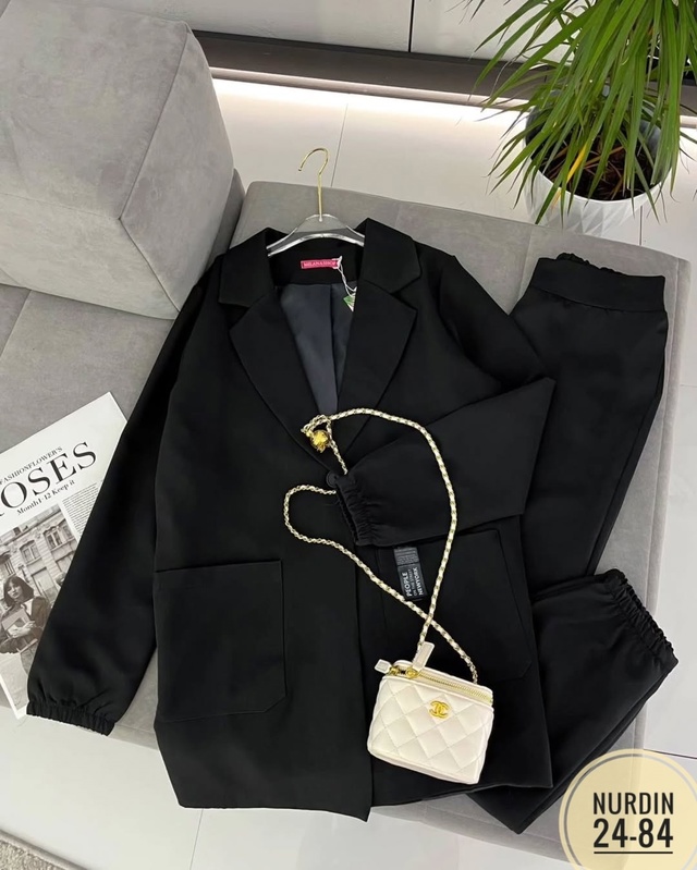 Костюм 22991638