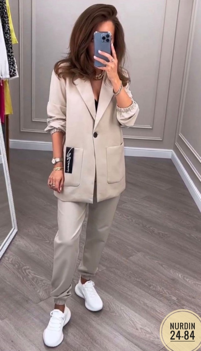 Костюм 22991638