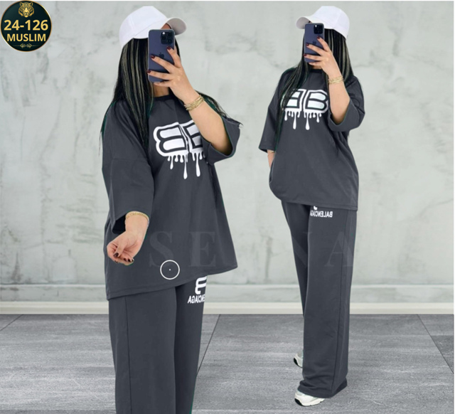 Спортивный костюм 22995557