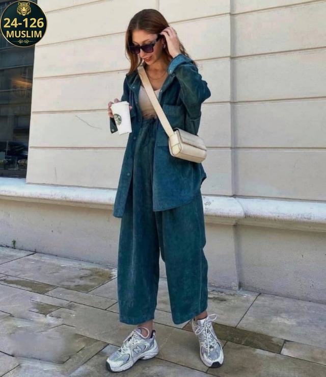 Костюм 22996423