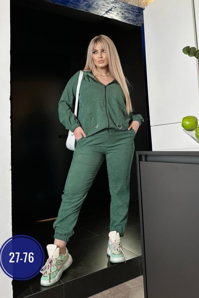 Спортивный костюм 22996628