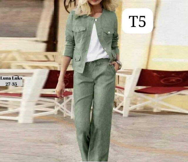 Костюм 22997510