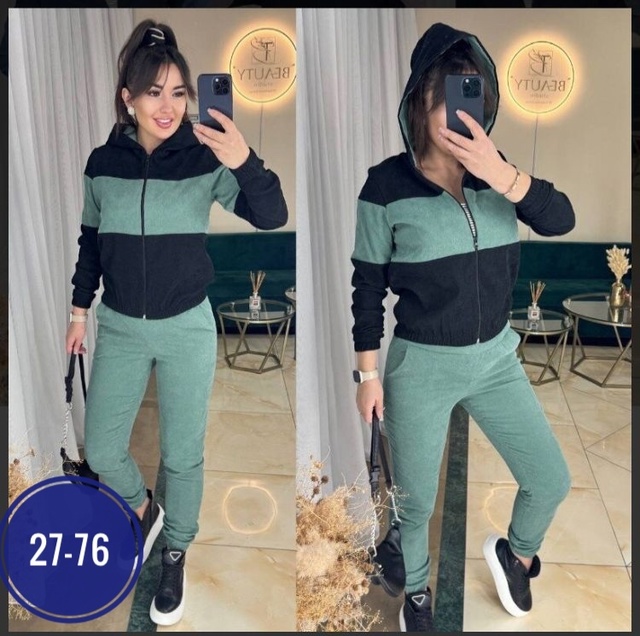 Спортивный костюм 22999611