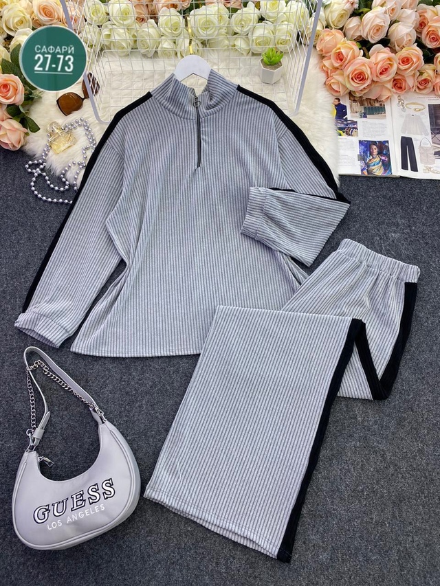 Спортивный костюм 23003404