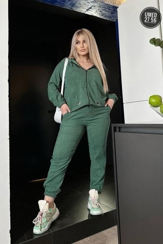 Спортивный костюм 23007658