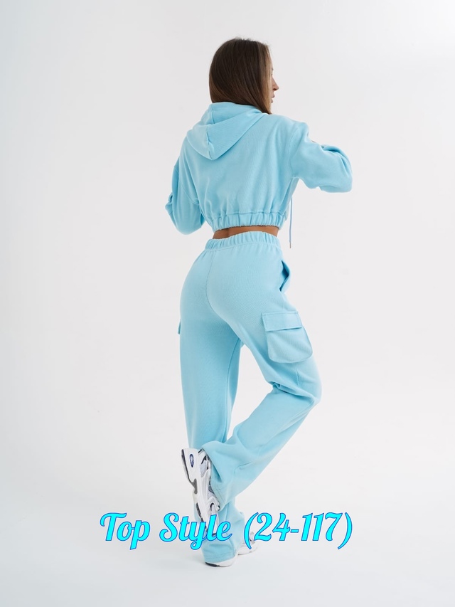 Спортивный костюм 23007540