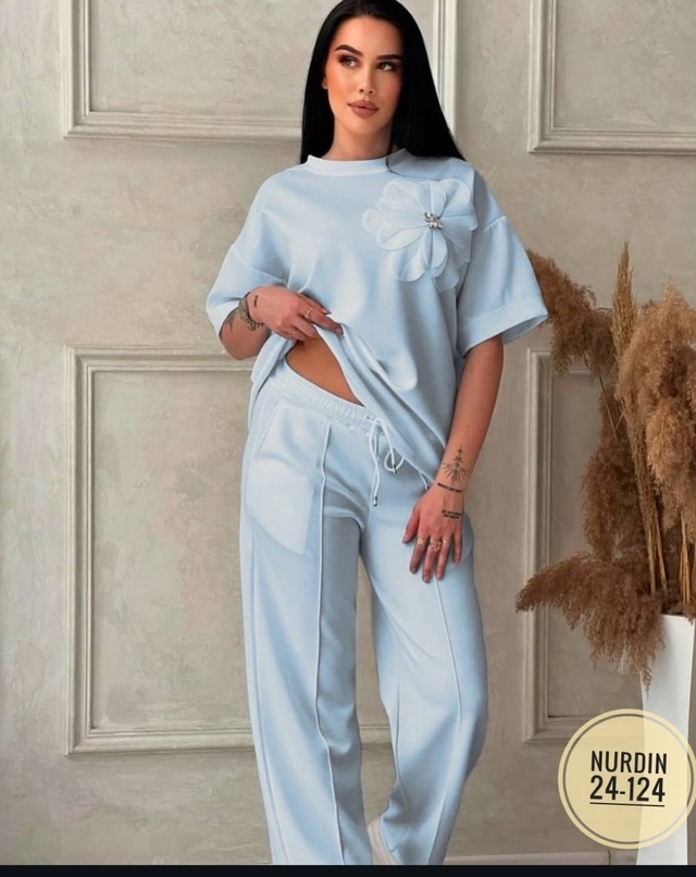 Спортивный костюм 23007737