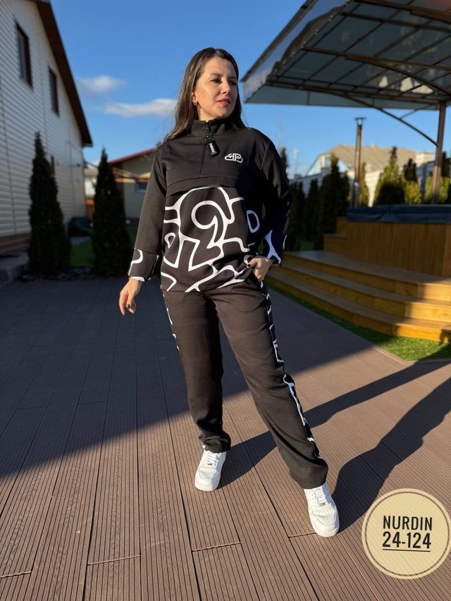 Спортивный костюм 23007597