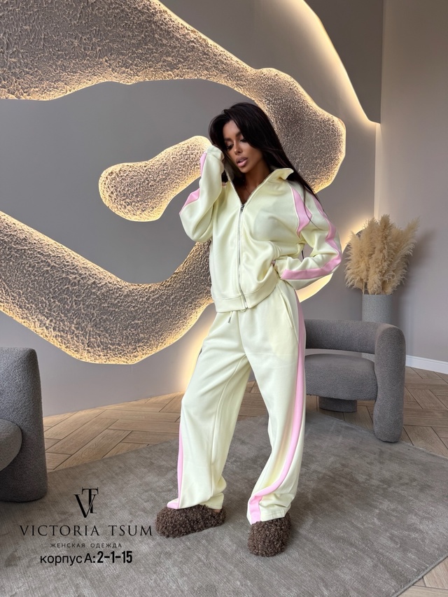 Спортивный костюм 23008187