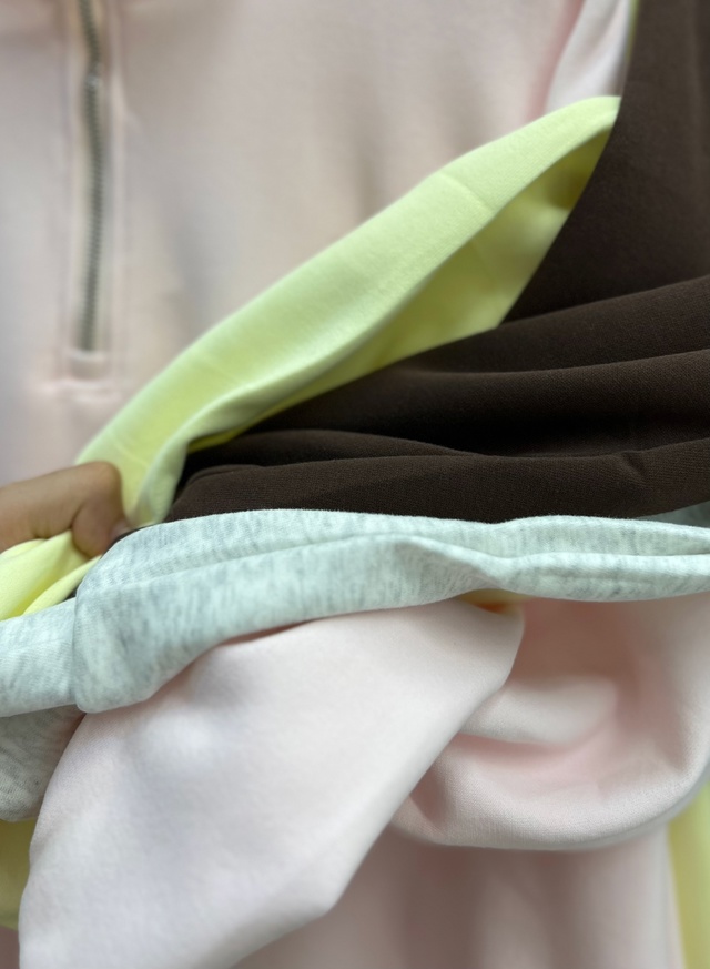 Спортивный костюм 23008974