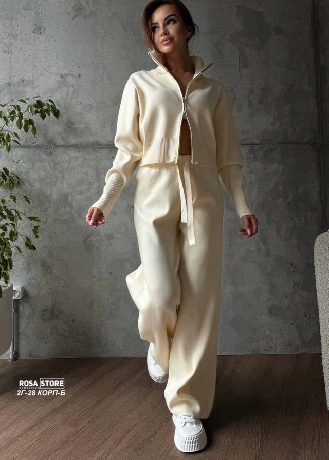 Костюм 23012096