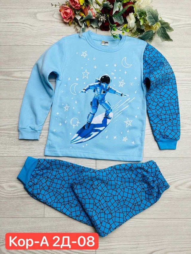 Спортивный костюм 23013285