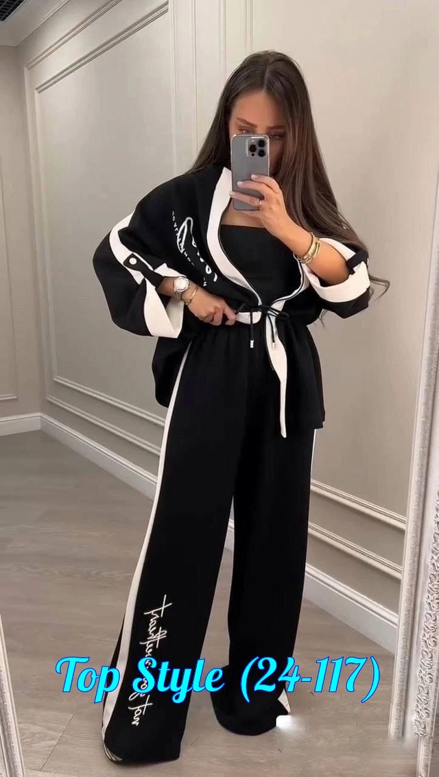 Спортивный костюм 23015092