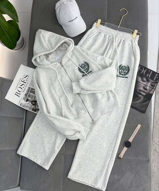 Спортивный костюм 23017008