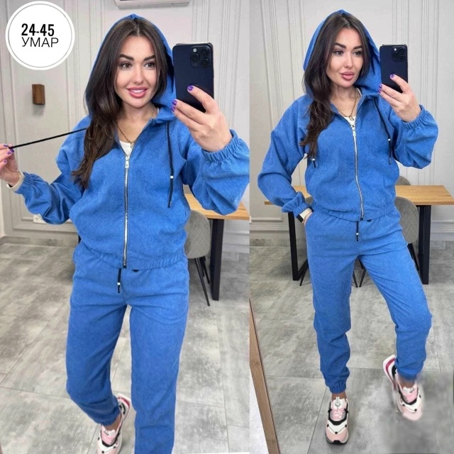 Спортивный костюм 23019509