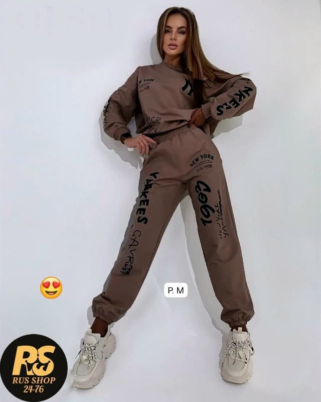 Спортивный костюм 23028401