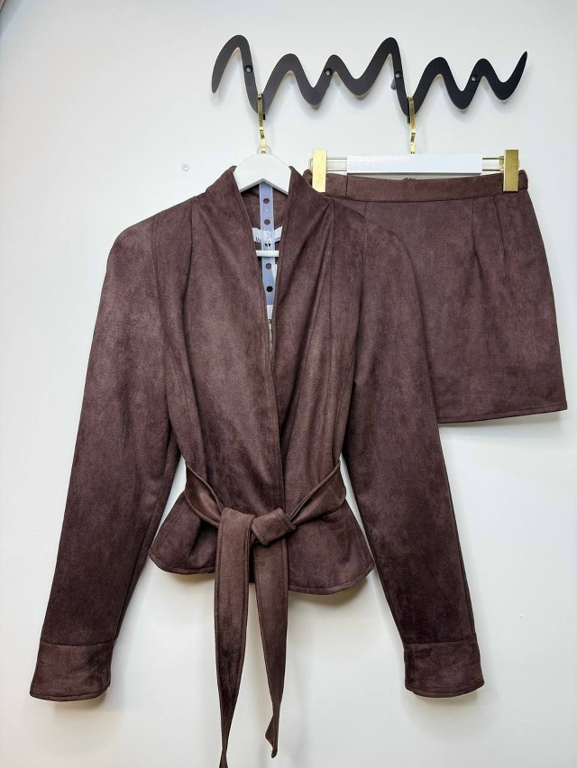 Костюм 23033823