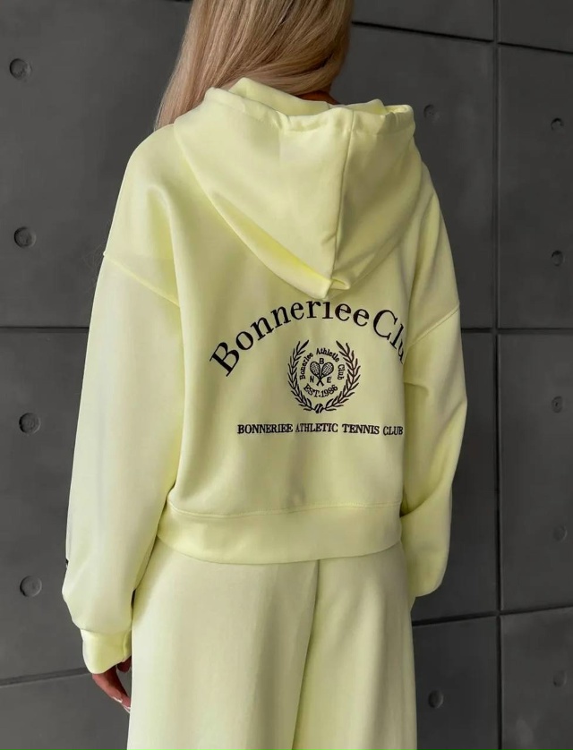 Спортивный костюм 23034951