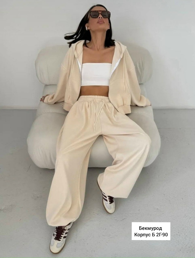 Спортивный костюм 23034893