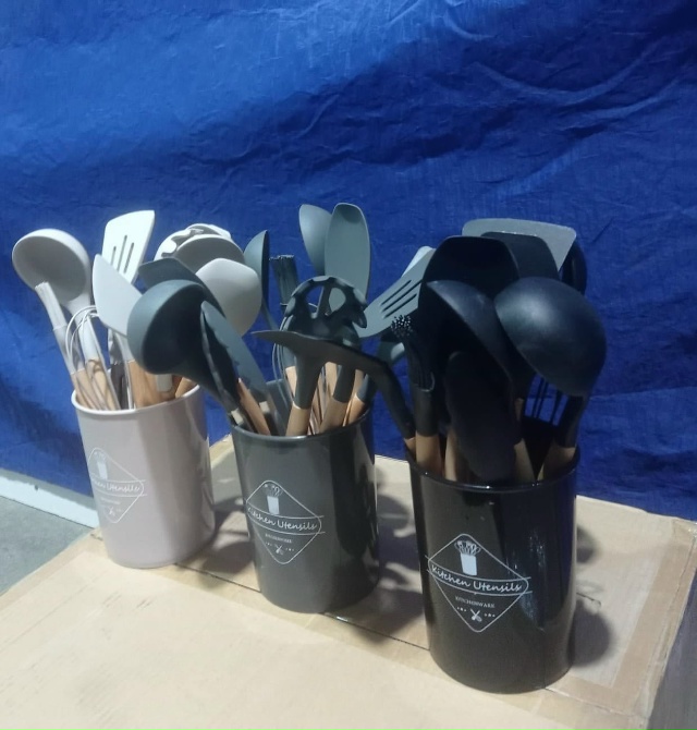 Набор кухонных принадлежностей с подставкой 23036149