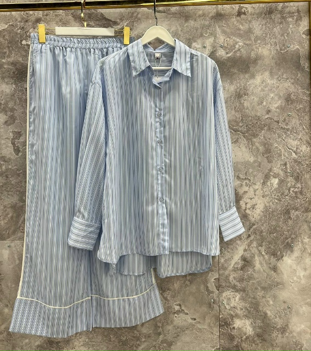 Костюм 23036980