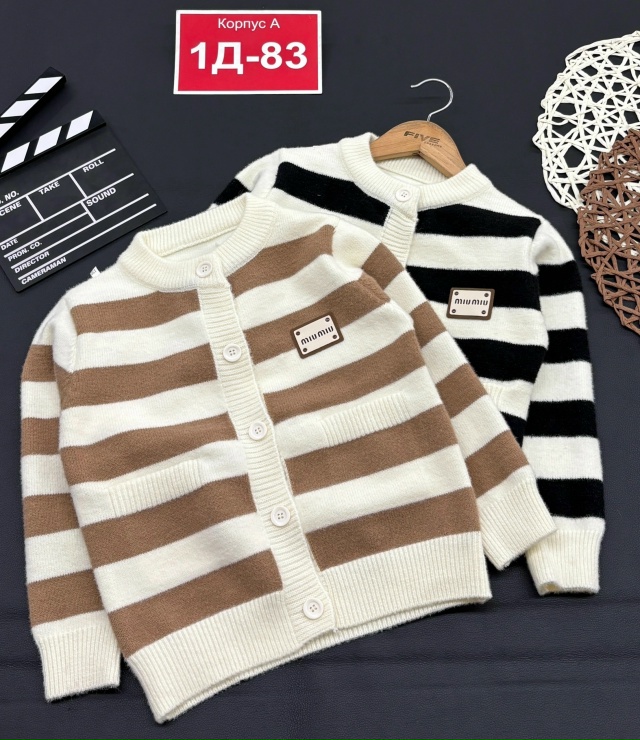 Свитер 23043757