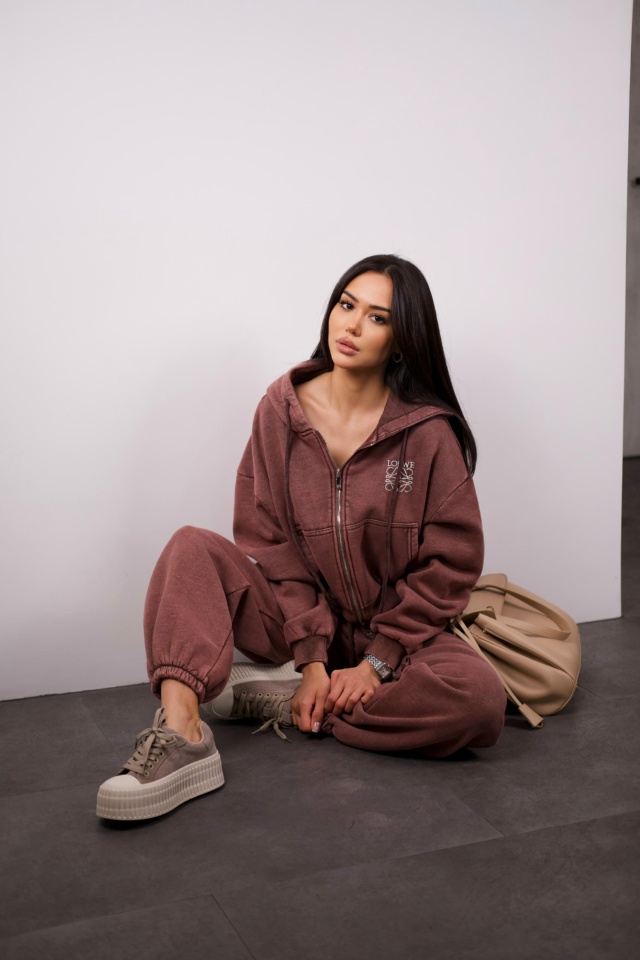 Костюм 23047520