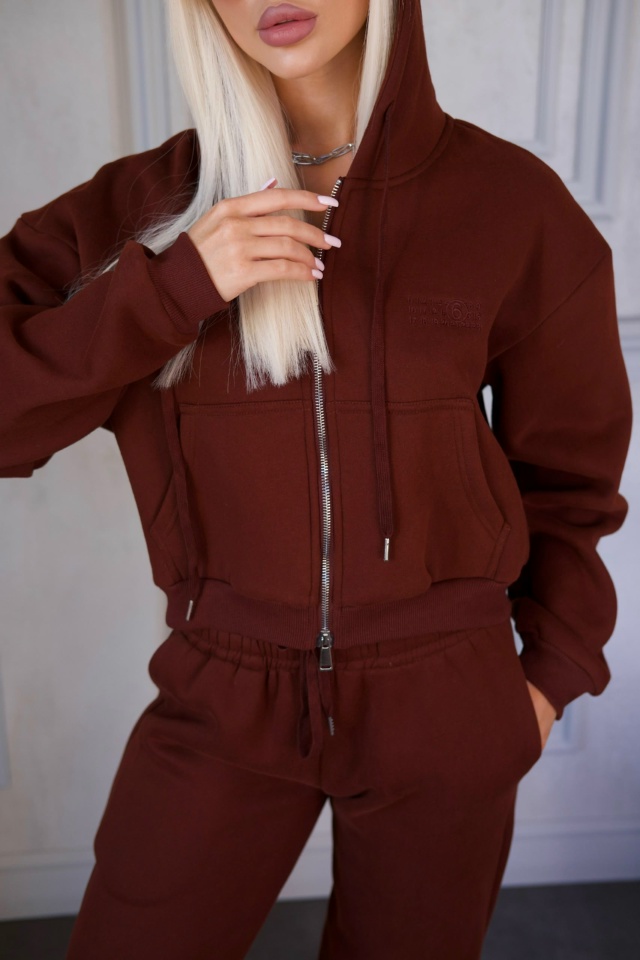 Костюм 23047528