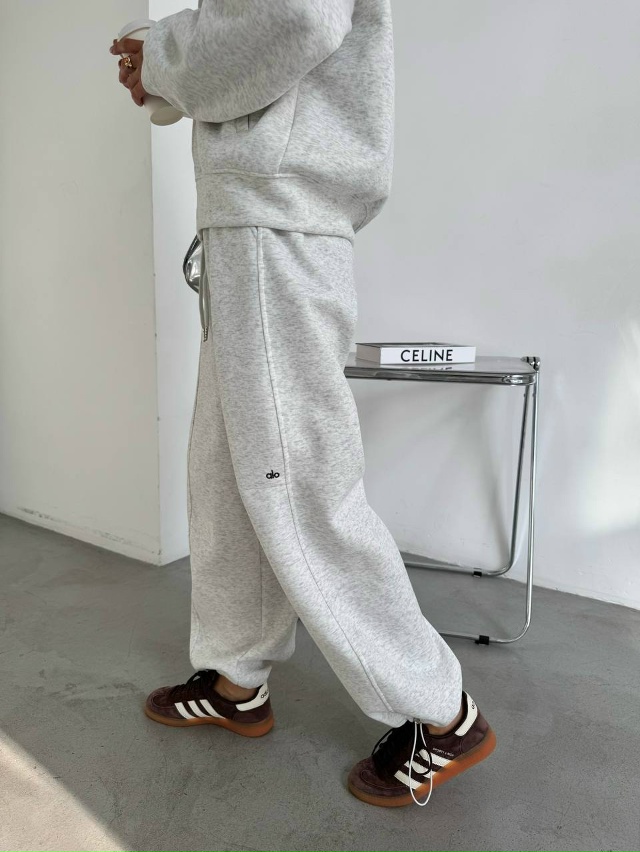 Спортивный костюм 23048800