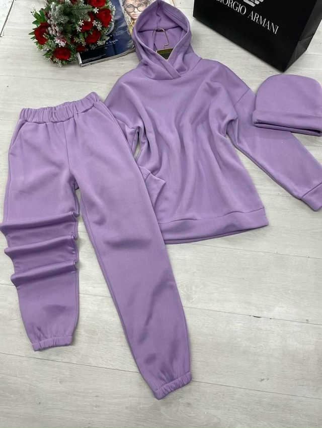 Спортивный костюм 23048823