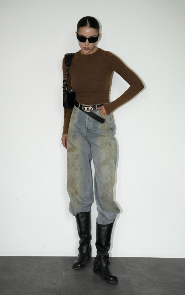 Джинсы 23049881