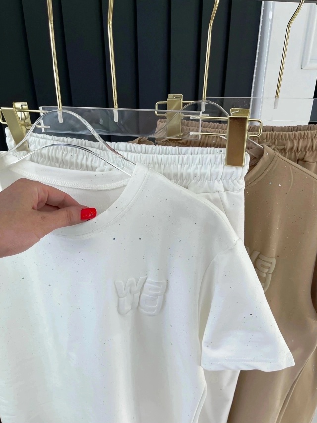 Костюм 23049027