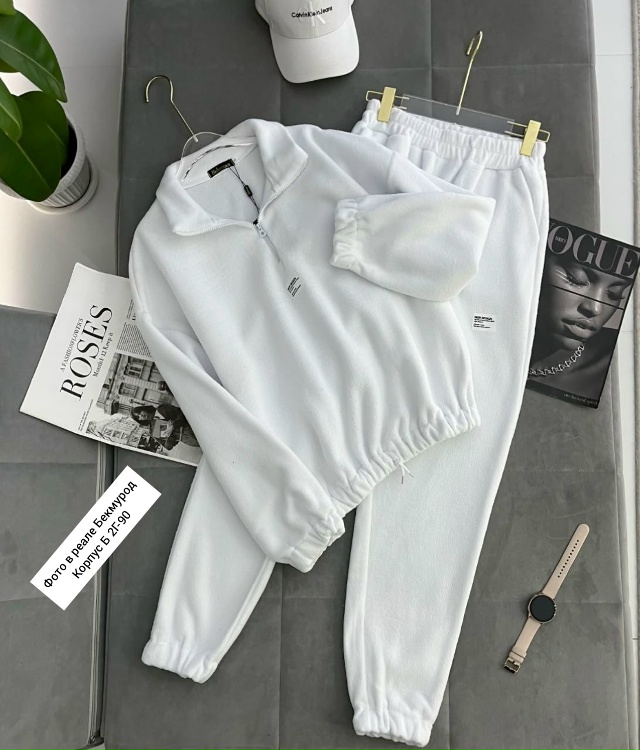 Спортивный костюм 23052225