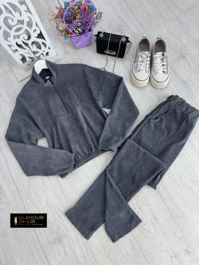 Спортивный костюм 23051825