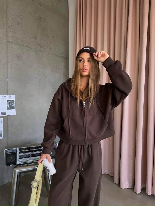 Спортивный костюм 23052428