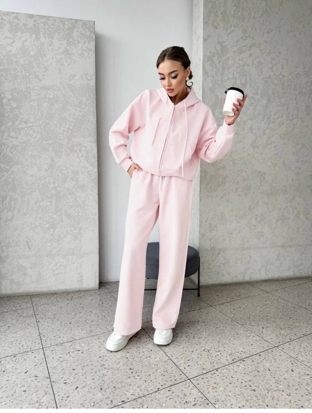 Спортивный костюм 23052427