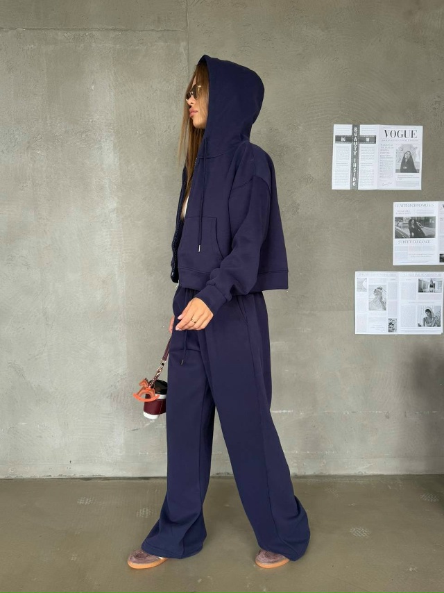 Спортивный костюм 23052422