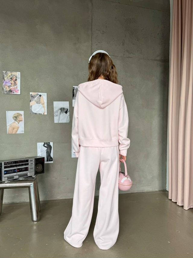 Спортивный костюм 23052427