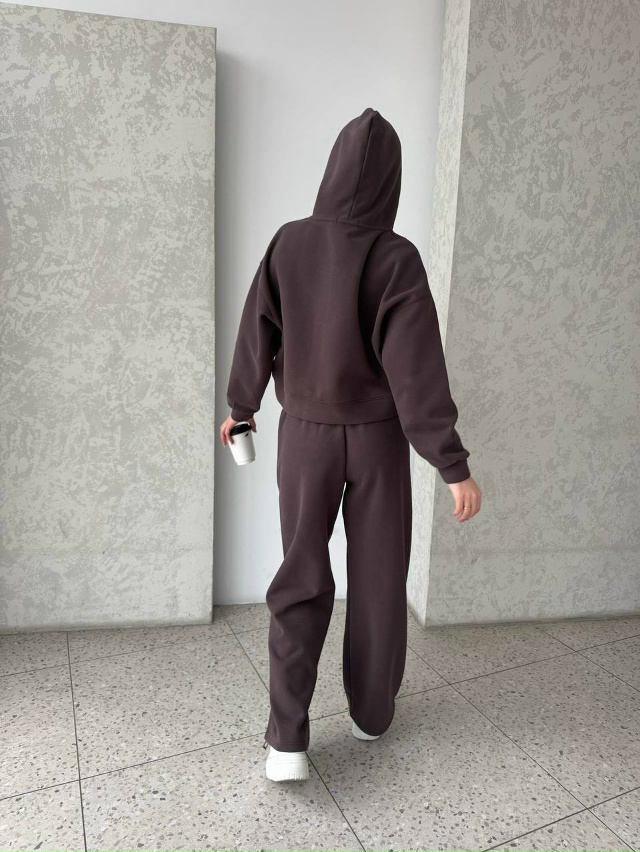 Спортивный костюм 23052428