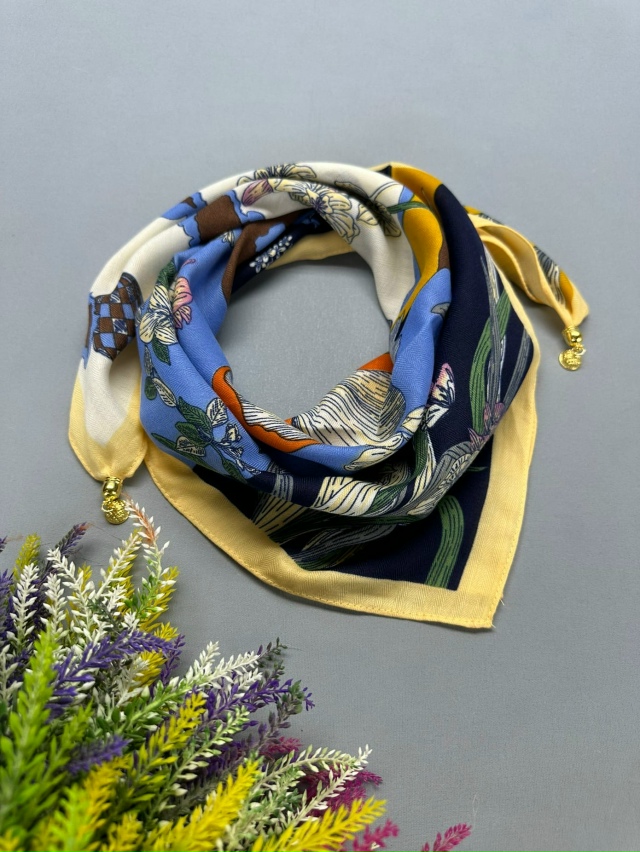 Платок 23054348