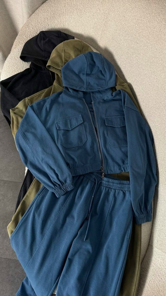 Спортивный костюм 23055032