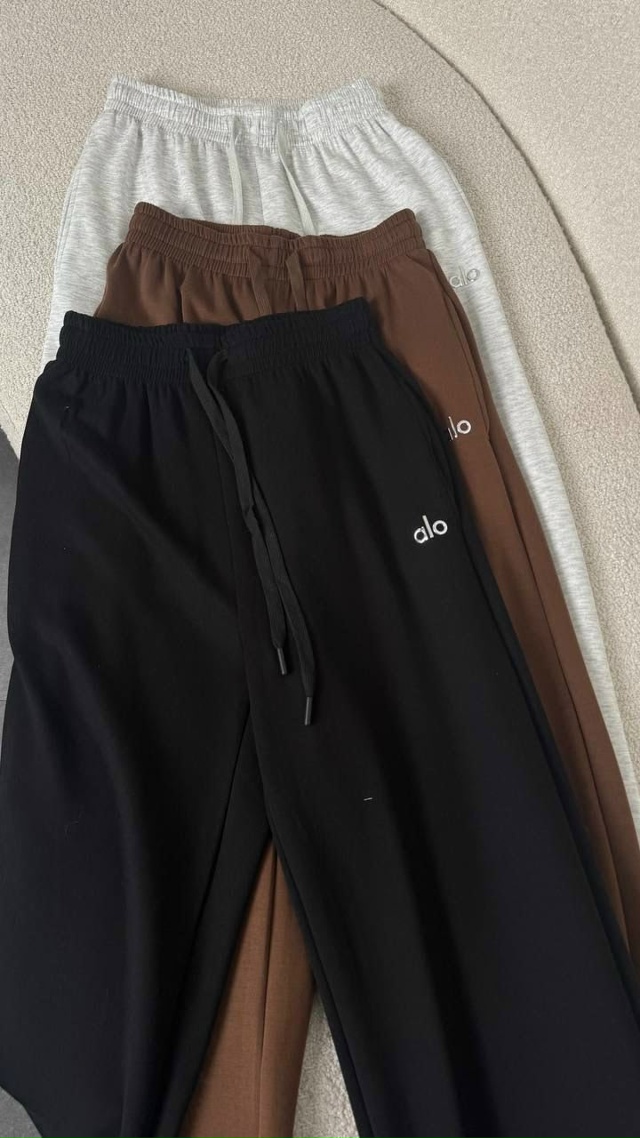 Спортивный костюм 23055042