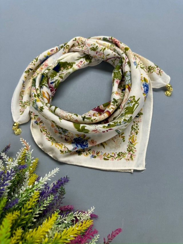 Платок 23054347