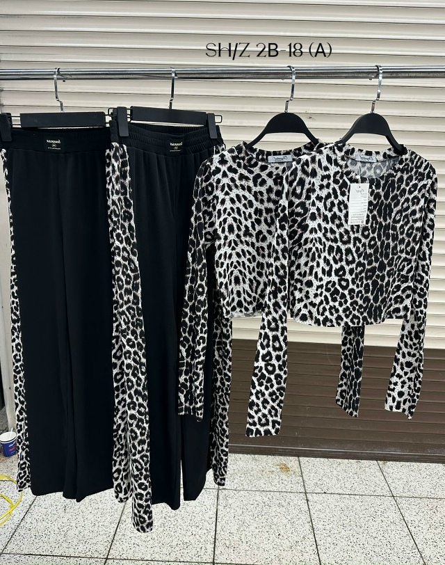 Костюм 23056060