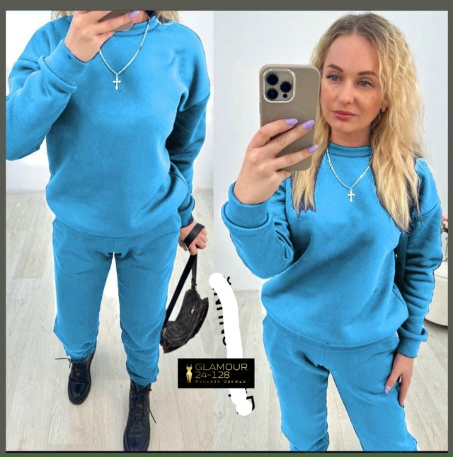 Спортивный костюм 23056354